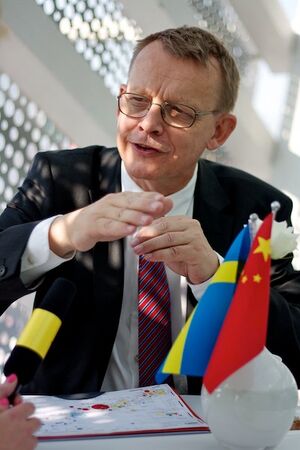 Hans Rosling Shanghai.jpg
