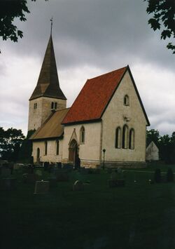 Fröjels kyrka 001.jpg