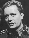 Skådespelaren Ernst-Hugo Järegård avlider denna dag för 28 år sedan.