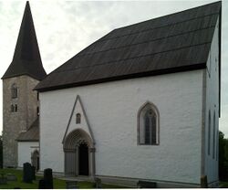 Källunge kyrka 001.jpg