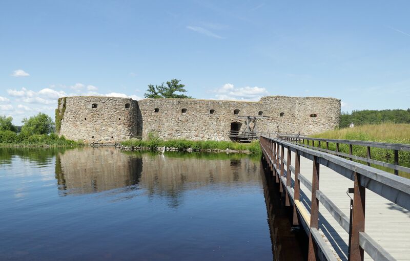 Fil:Kronobergs-slottsruin 001.jpg
