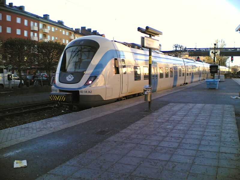 Fil:Sundbybergs station.jpg