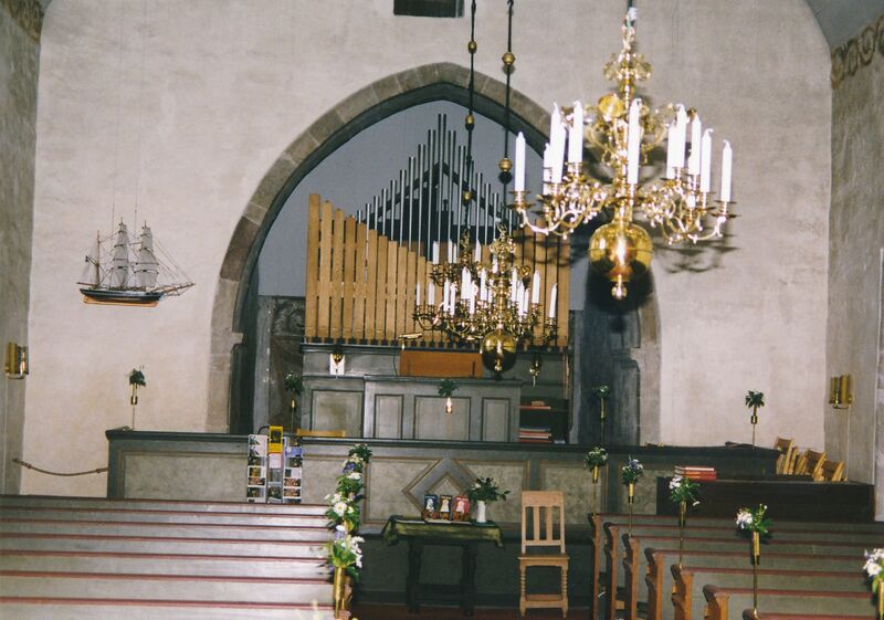 Fil:Fröjels kyrka 004.jpg