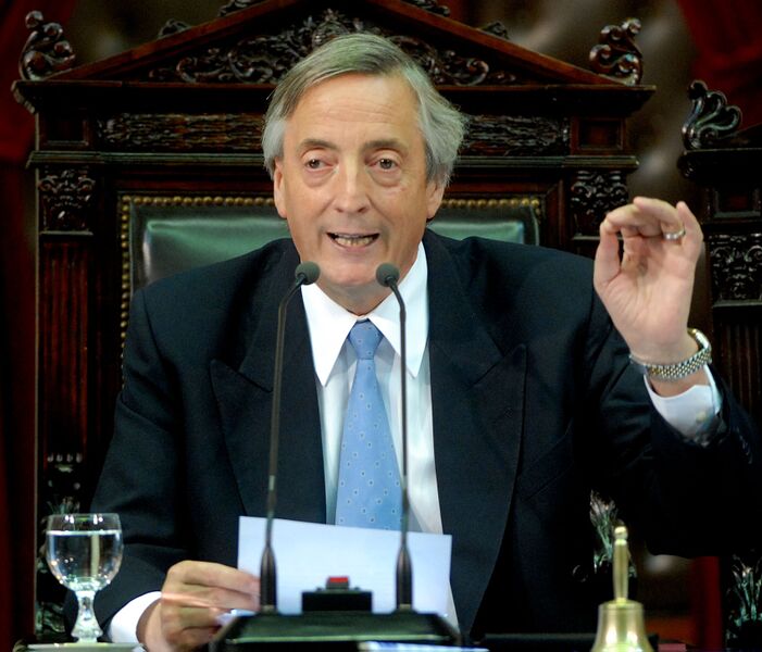 Fil:Kirchner marzo 2007 Congreso.jpg