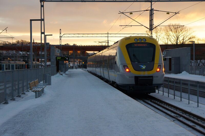 Fil:X61 at Gamlestaden Station.jpg