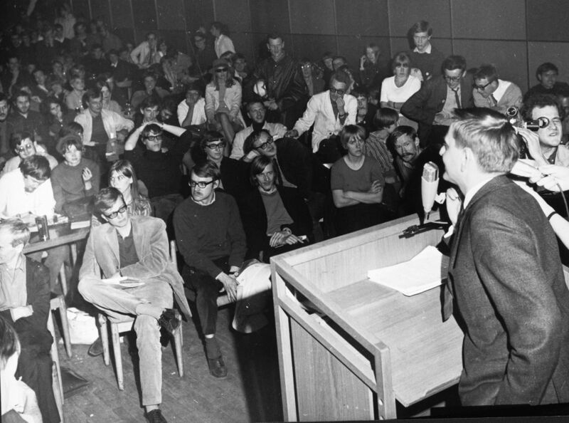 Fil:Olof Palme 1968.jpg