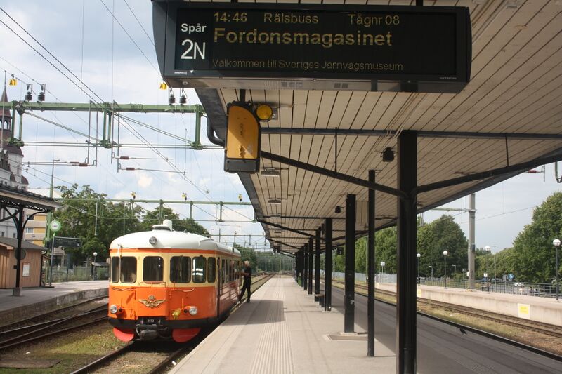 Fil:Gävle station perrong 2.jpg